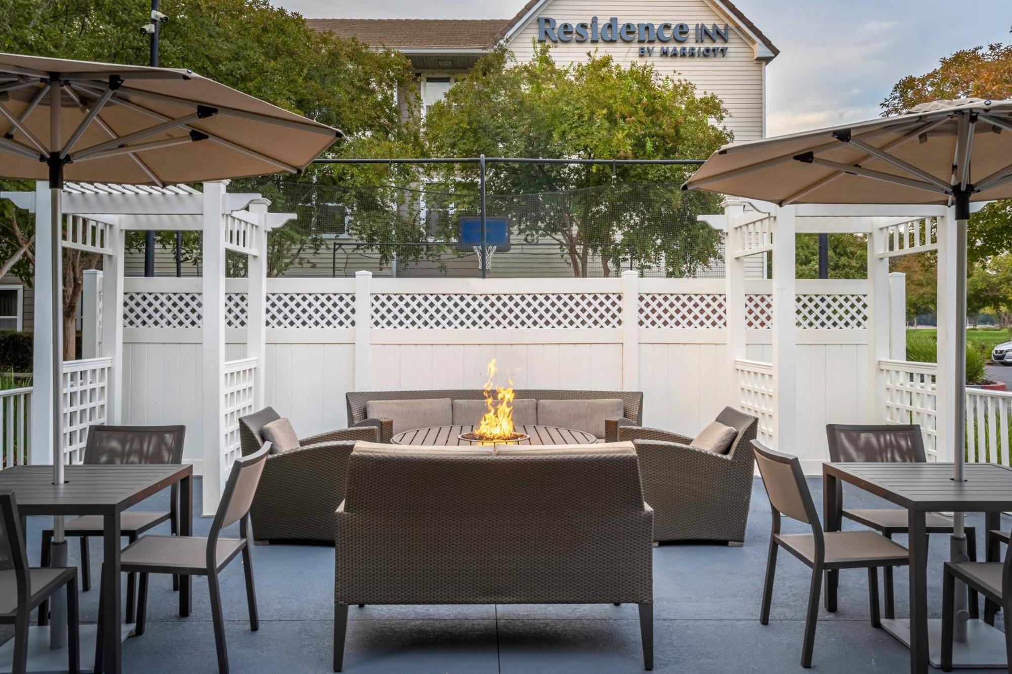 Residence Inn Sacramento Ранчо Кордова Экстерьер фото